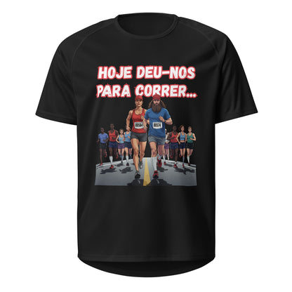 Mockup T-Shirt Deu-me para Correr Unissexo – Preto