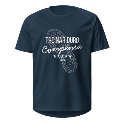 Mockup T-Shirt Treinar Duro – Azul Francês