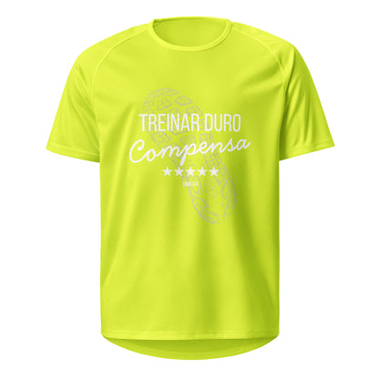 Mockup T-Shirt Treinar Duro – Amarelo Neon